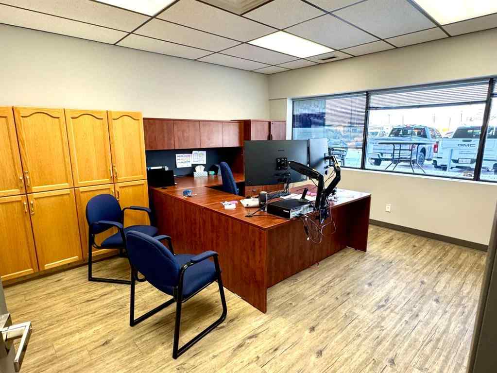 MLS® A2255120 - Unit #5 7969 49 Avenue  in Northlands Industrial Park Red Deer, Commercial