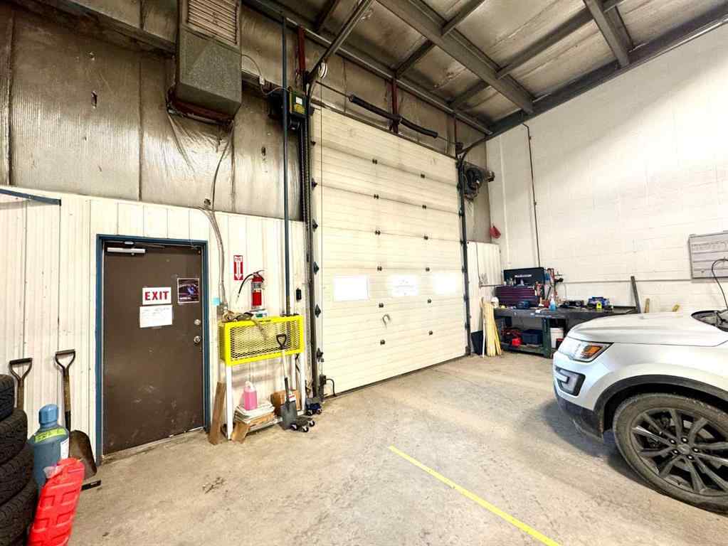 MLS® A2255120 - Unit #5 7969 49 Avenue  in Northlands Industrial Park Red Deer, Commercial