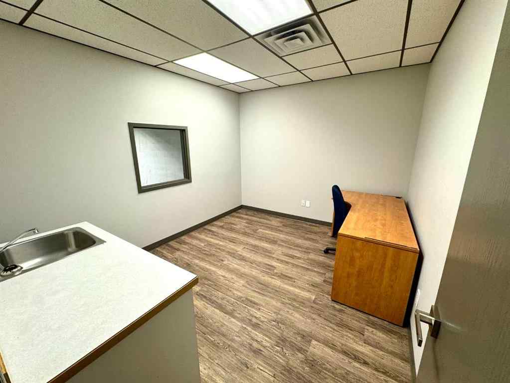 MLS® A2255120 - Unit #5 7969 49 Avenue  in Northlands Industrial Park Red Deer, Commercial