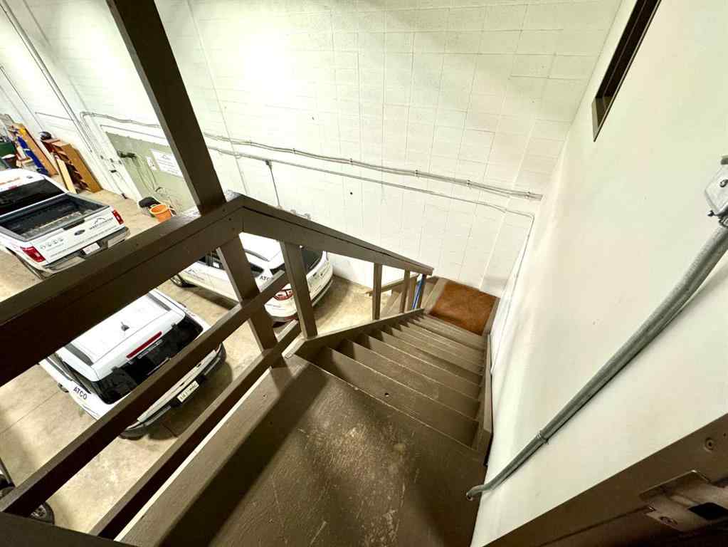 MLS® A2255120 - Unit #5 7969 49 Avenue  in Northlands Industrial Park Red Deer, Commercial