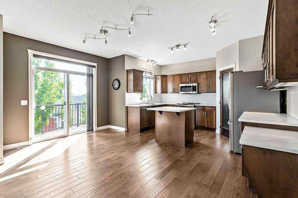 MLS® A2255124 - 521 Westmount Close  in Westmount_OK Okotoks, Residential