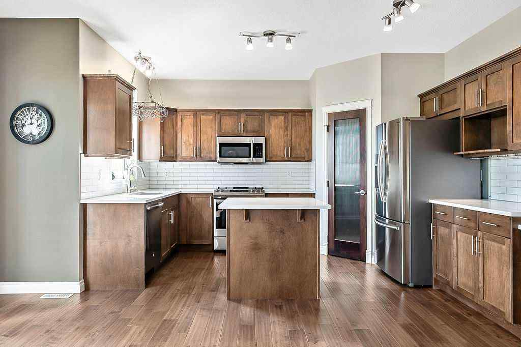 MLS® A2255124 - 521 Westmount Close  in Westmount_OK Okotoks, Residential
