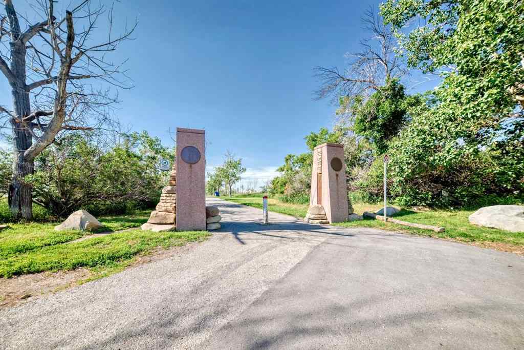 MLS® A2255127 - 1508 Child Avenue NE in Renfrew Calgary, Residential