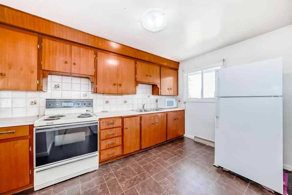 MLS® A2255127 - 1508 Child Avenue NE in Renfrew Calgary, Residential