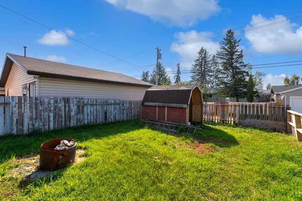 MLS® A2255128 - 6707 3 Avenue SE in Penbrooke Meadows Calgary, Residential