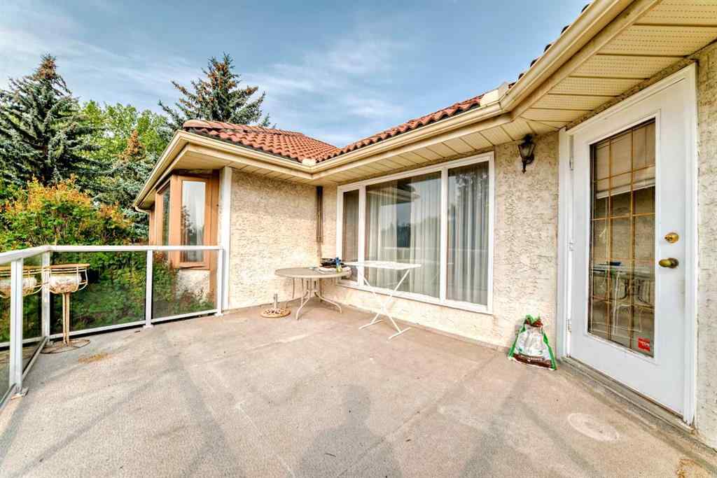 MLS® A2255129 - 131 Varsity Estates Terrace NW in Varsity Calgary, Residential