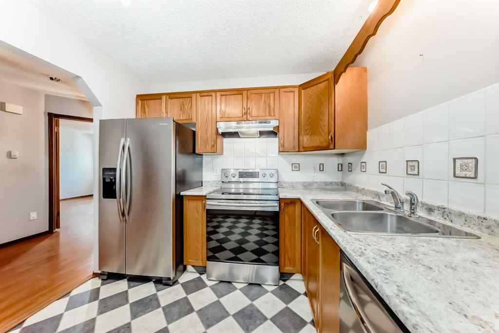 MLS® A2255133 - 38 Cosgrove Close  in Clearview Meadows Red Deer, Residential