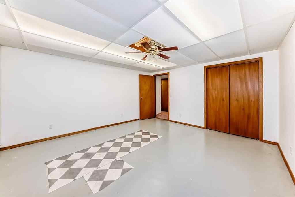 MLS® A2255133 - 38 Cosgrove Close  in Clearview Meadows Red Deer, Residential