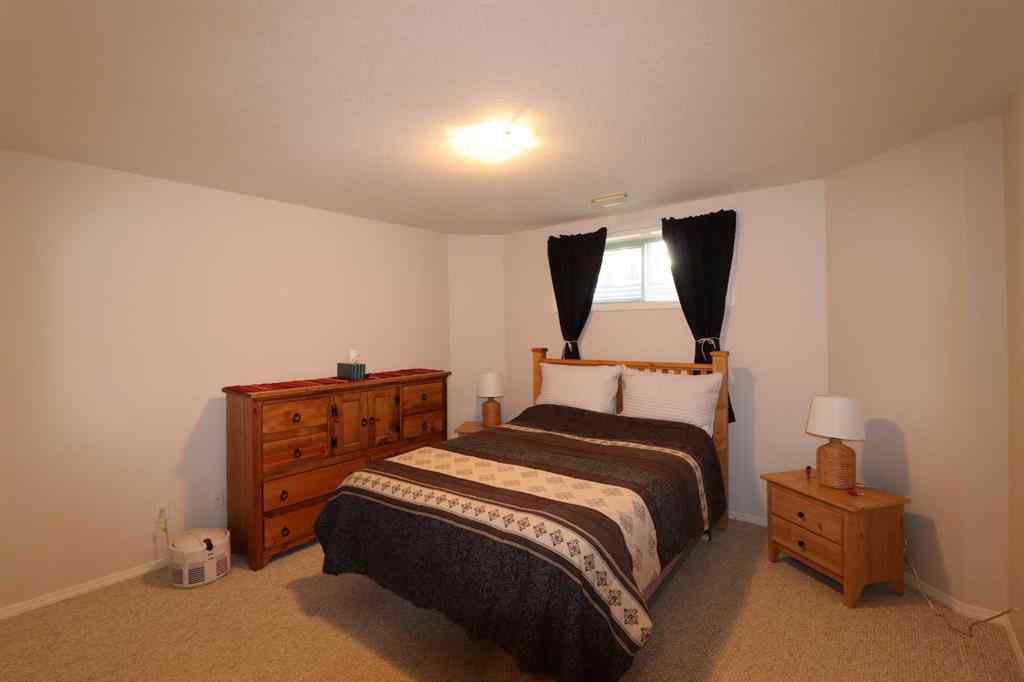 MLS® A2255134 - 119 Fairmont Point S in Fairmont Lethbridge, Residential
