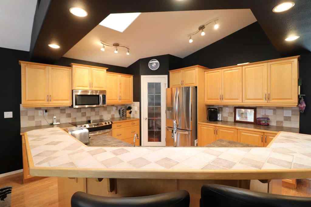 MLS® A2255134 - 119 Fairmont Point S in Fairmont Lethbridge, Residential