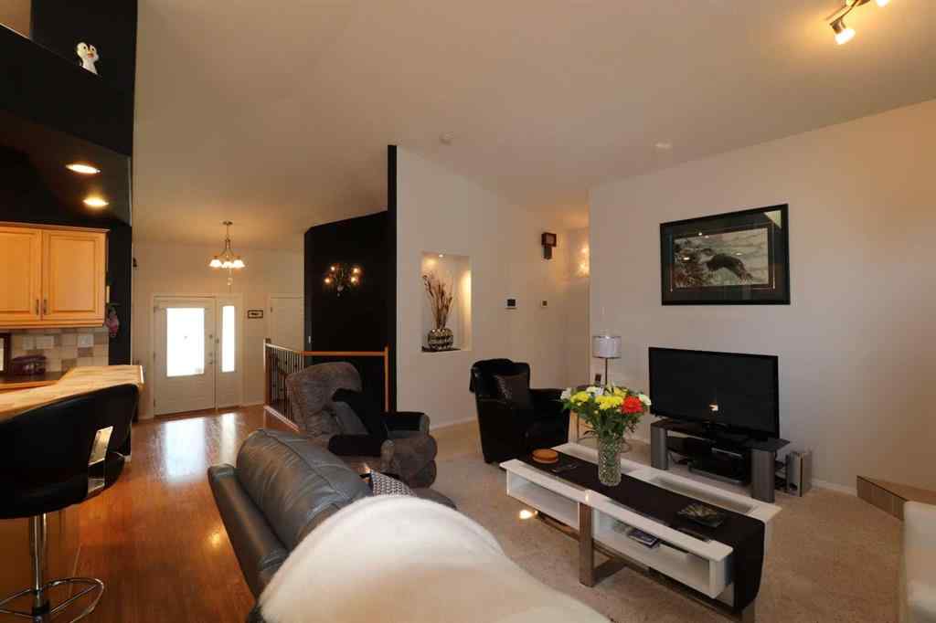 MLS® A2255134 - 119 Fairmont Point S in Fairmont Lethbridge, Residential