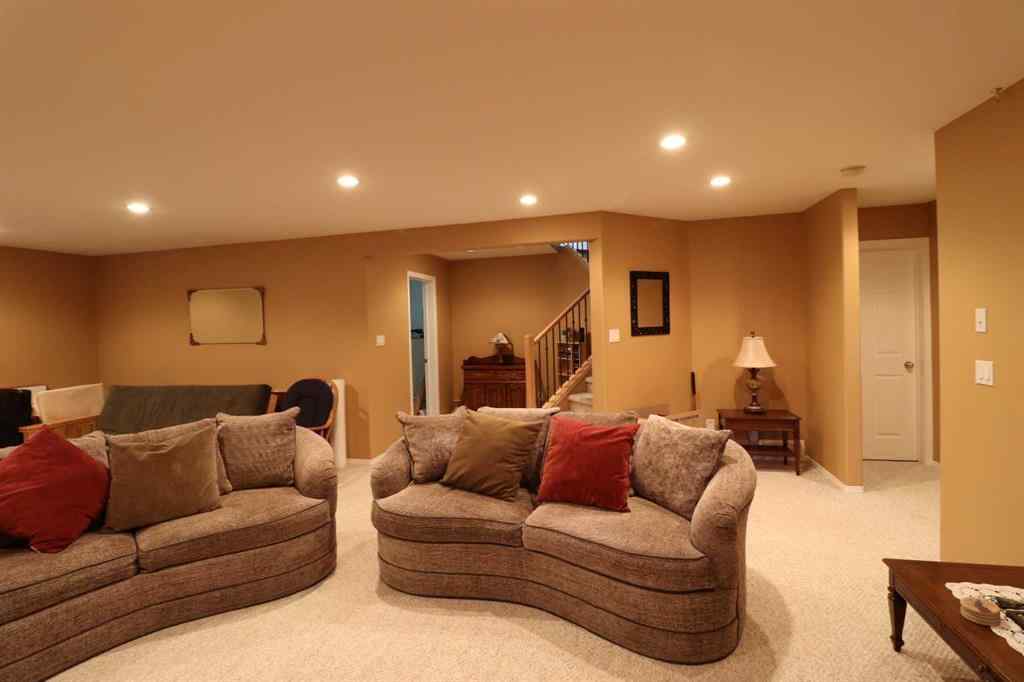 MLS® A2255134 - 119 Fairmont Point S in Fairmont Lethbridge, Residential