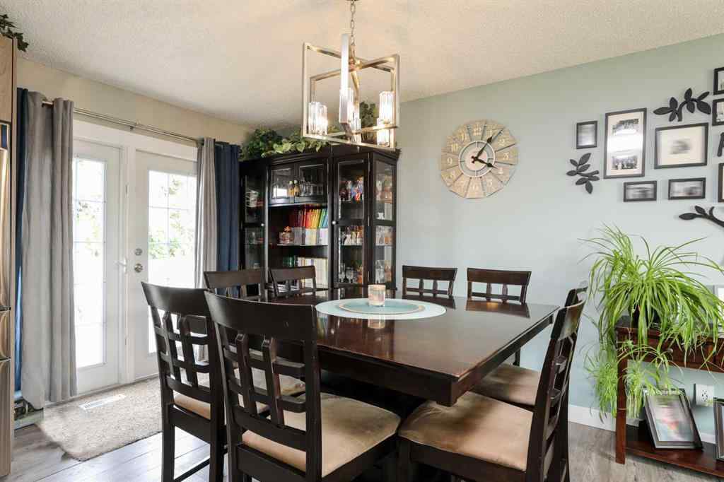 MLS® A2255136 - 4919 61 Avenue N in NONE Taber, Residential