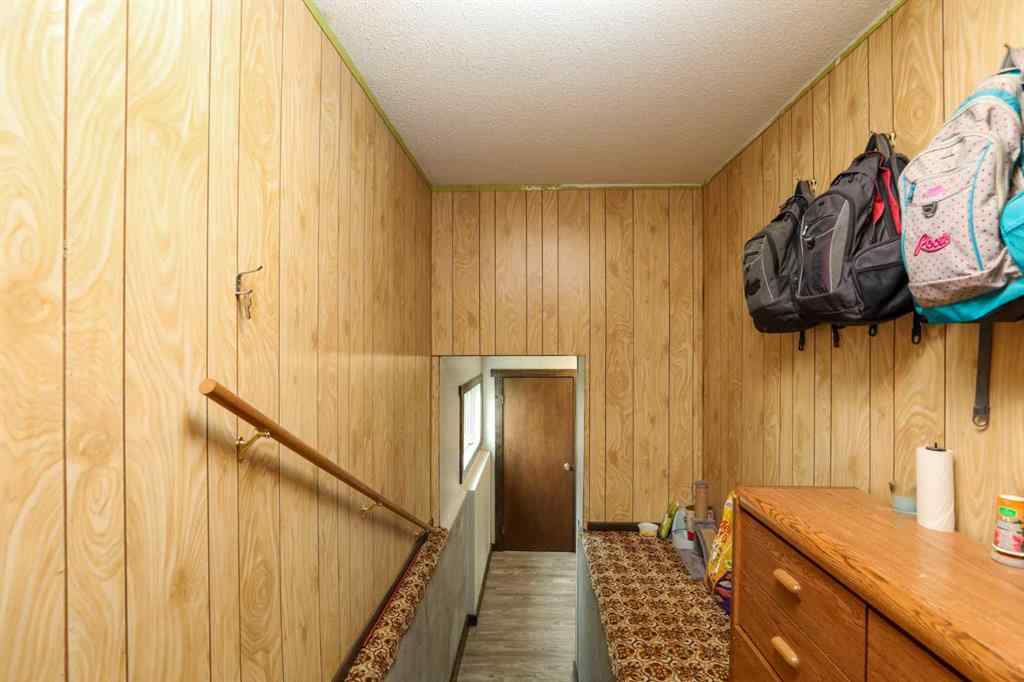 MLS® A2255136 - 4919 61 Avenue N in NONE Taber, Residential