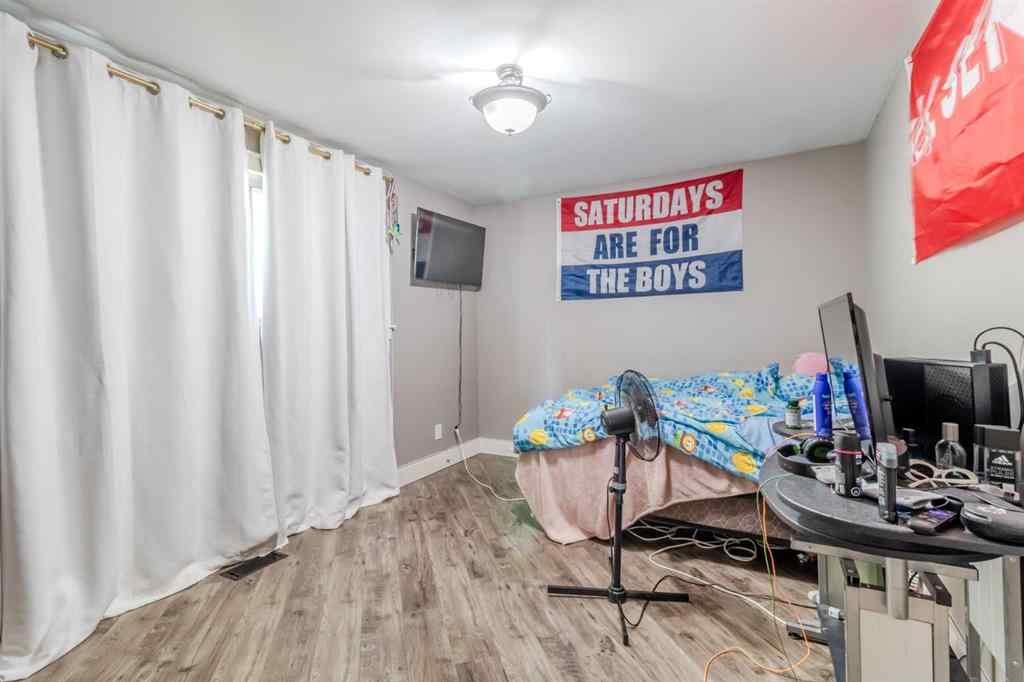 MLS® A2255137 - 3205 44A Avenue  in Mountview Red Deer, Residential
