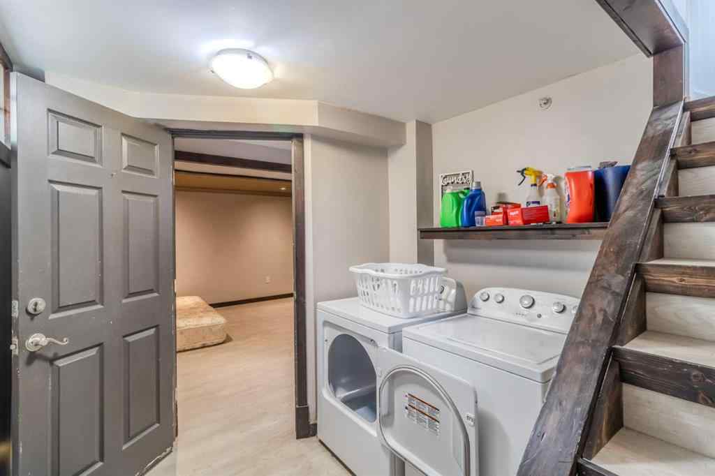 MLS® A2255137 - 3205 44A Avenue  in Mountview Red Deer, Residential
