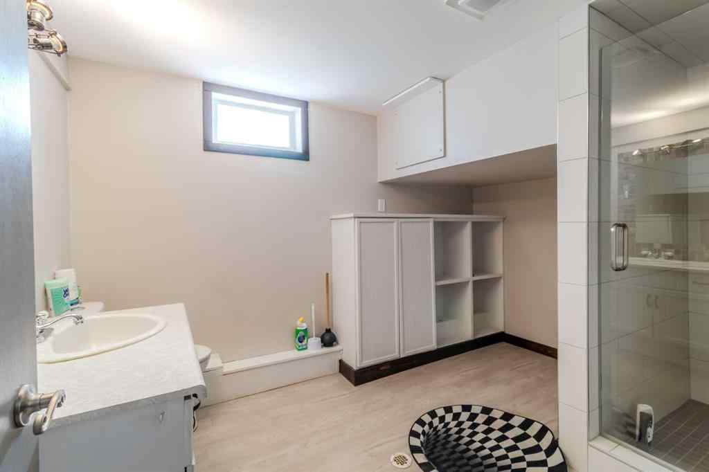 MLS® A2255137 - 3205 44A Avenue  in Mountview Red Deer, Residential