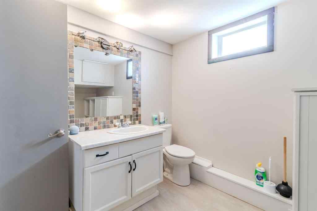 MLS® A2255137 - 3205 44A Avenue  in Mountview Red Deer, Residential