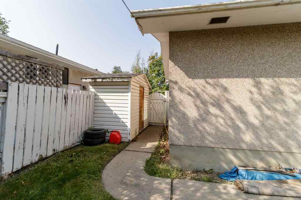 MLS® A2255137 - 3205 44A Avenue  in Mountview Red Deer, Residential