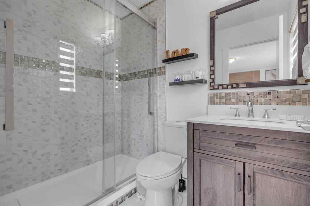 MLS® A2255141 - 190 Costa Mesa Close NE in Monterey Park Calgary, Residential
