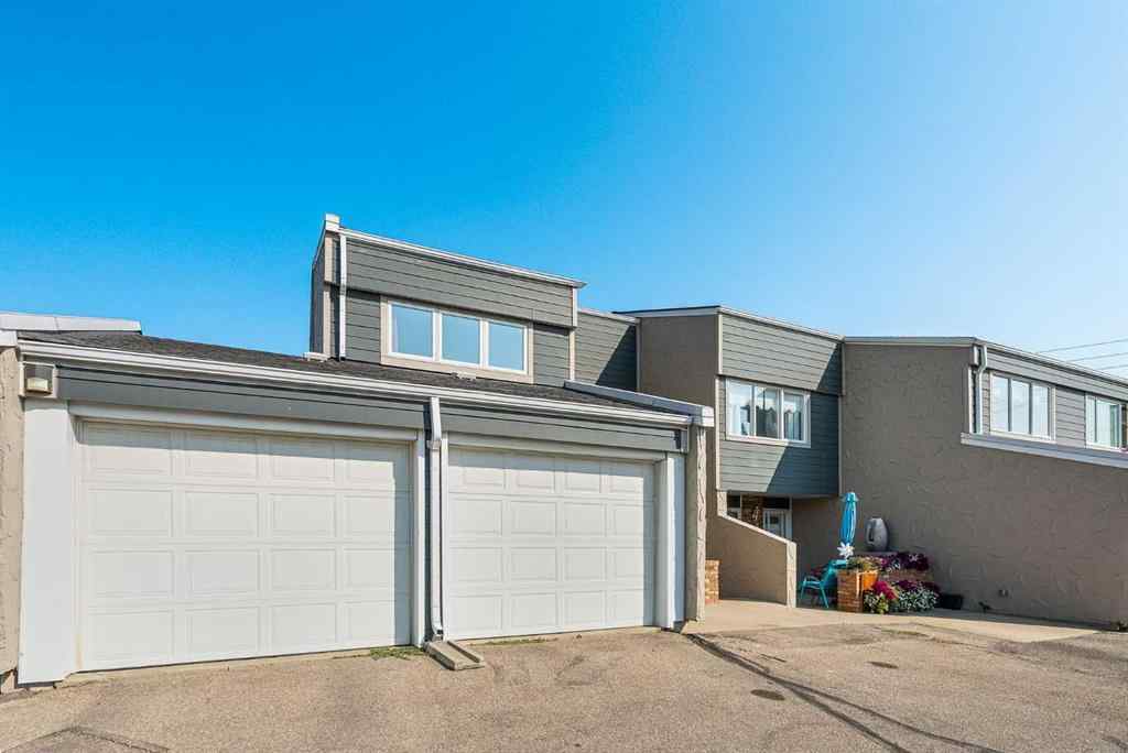 MLS® A2255144 - Unit #33 228 Theodore Place NW in Thorncliffe Calgary, Residential