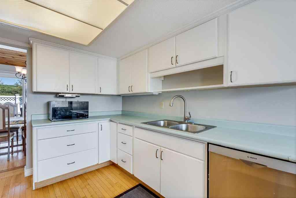 MLS® A2255144 - Unit #33 228 Theodore Place NW in Thorncliffe Calgary, Residential