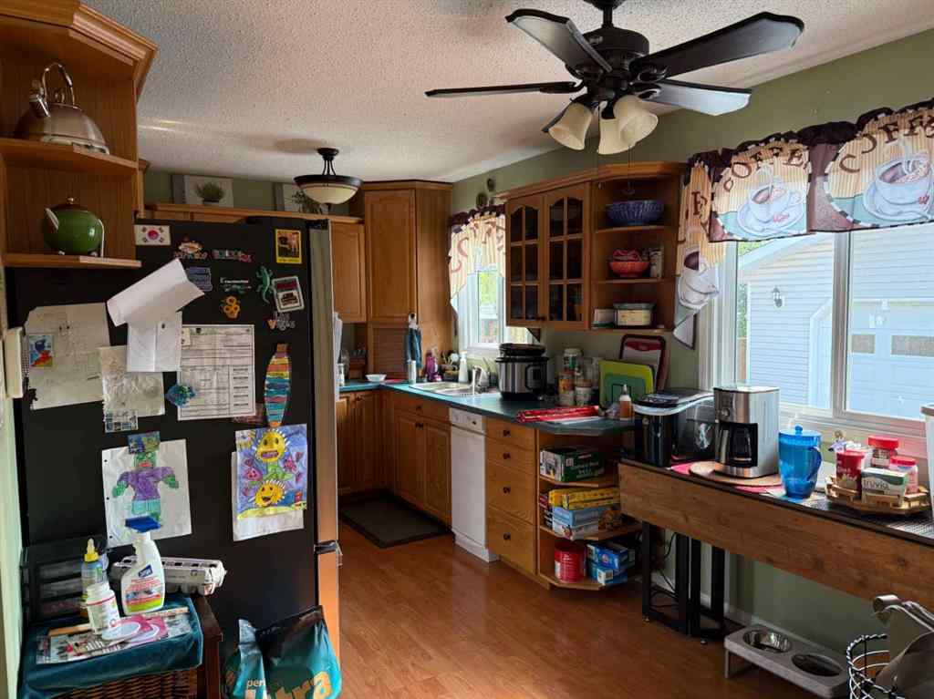 MLS® A2255145 - 9505 81 Avenue  in Patterson Place Grande Prairie, Residential