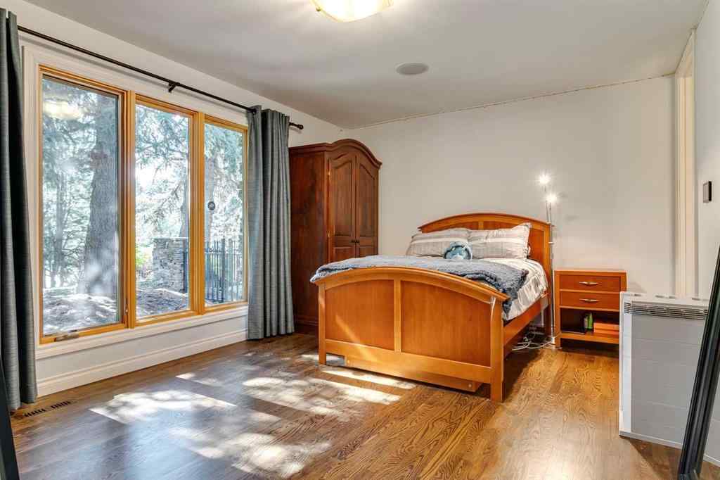 MLS® A2255146 - 40 Eagle Ridge Place SW in Eagle Ridge Calgary, Residential