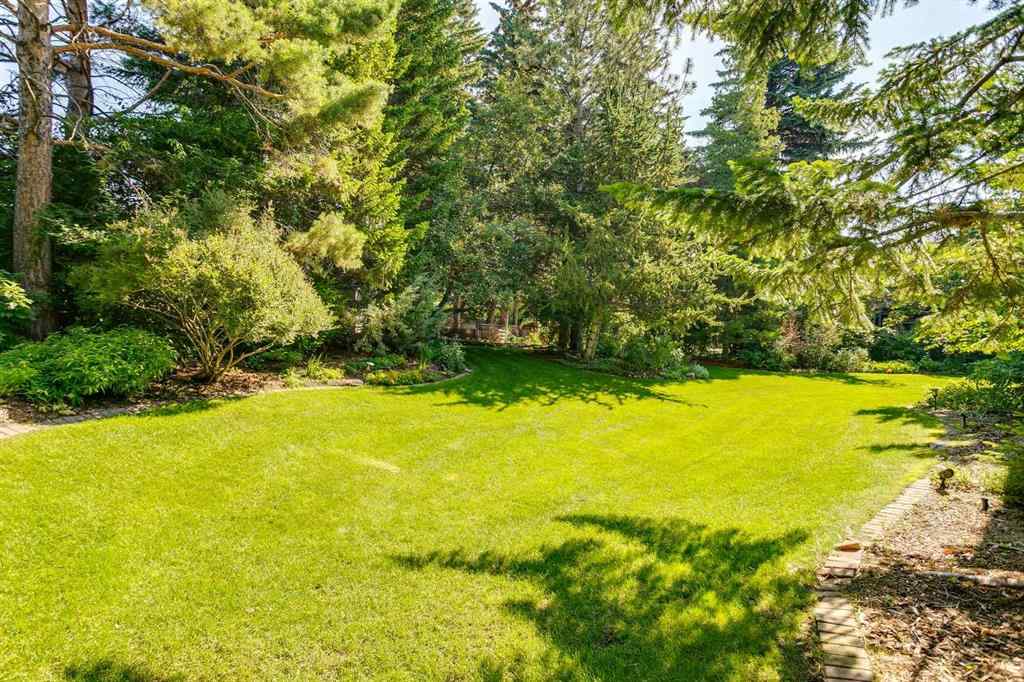 MLS® A2255146 - 40 Eagle Ridge Place SW in Eagle Ridge Calgary, Residential