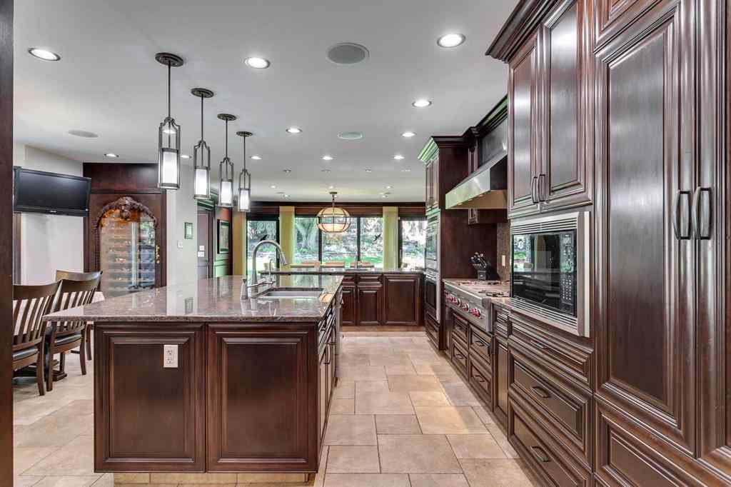 MLS® A2255146 - 40 Eagle Ridge Place SW in Eagle Ridge Calgary, Residential
