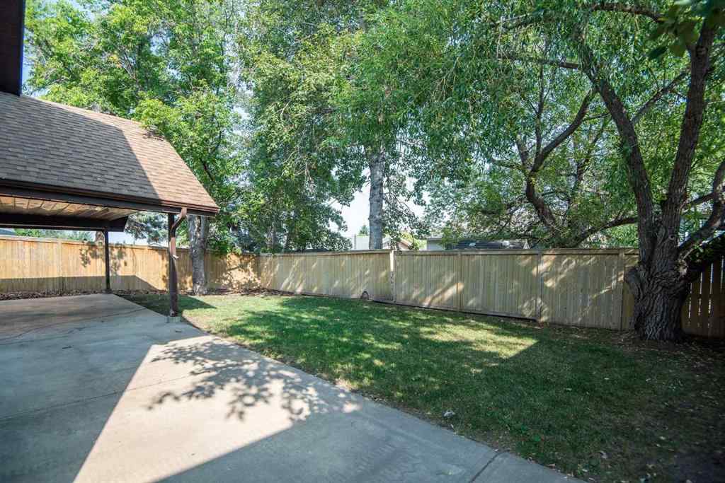 MLS® A2255147 - 19 Glendale Boulevard  in Glendale Red Deer, Residential