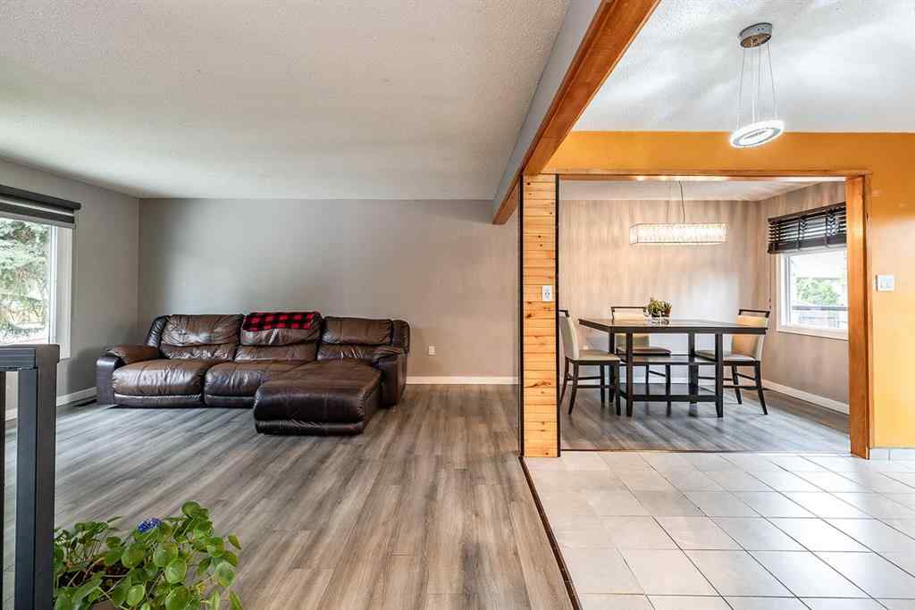 MLS® A2255148 - 15 Ross Haven Avenue SE in Ross Glen Medicine Hat, Residential