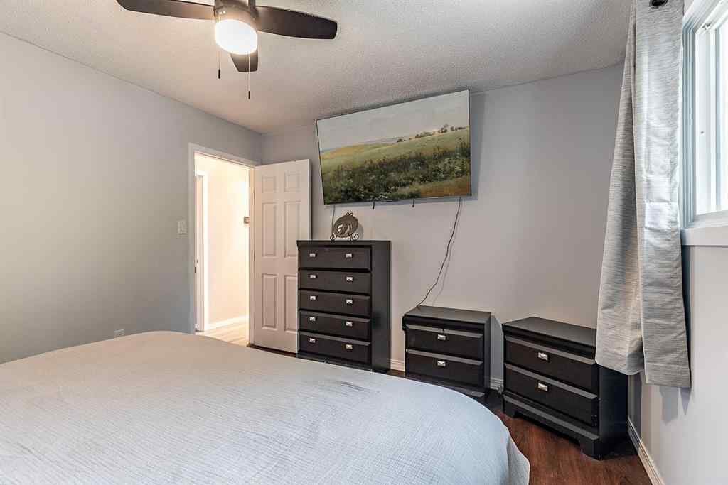 MLS® A2255148 - 15 Ross Haven Avenue SE in Ross Glen Medicine Hat, Residential