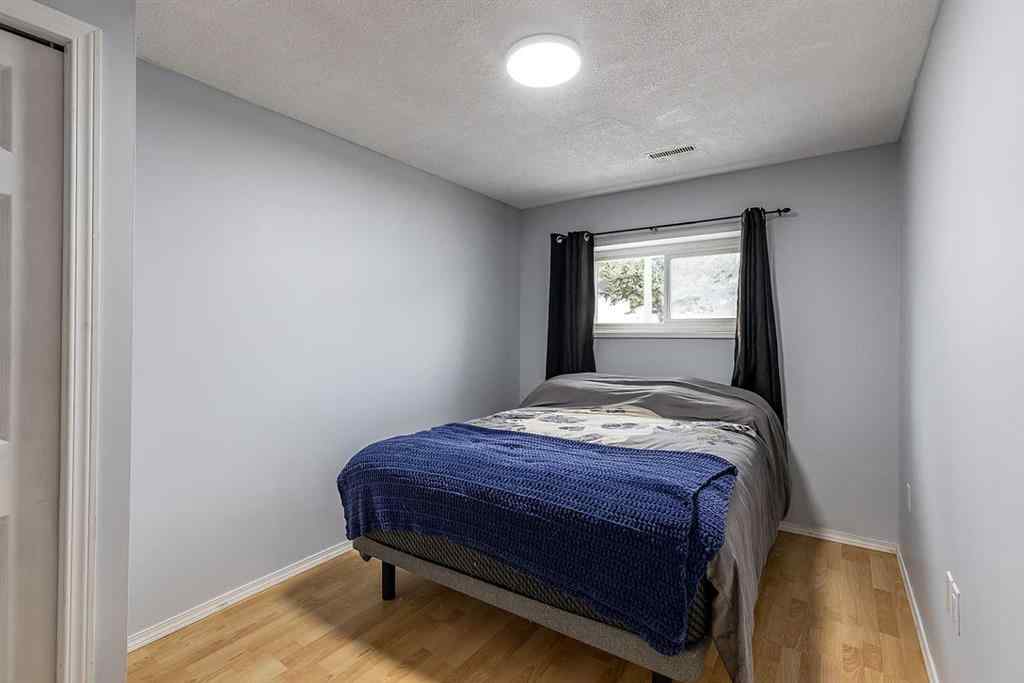 MLS® A2255148 - 15 Ross Haven Avenue SE in Ross Glen Medicine Hat, Residential
