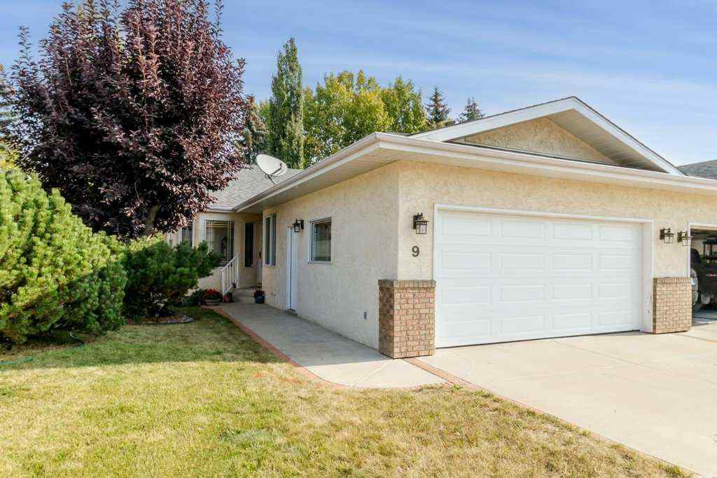MLS® A2255154 - 9 Dunn Close  in Deer Park Village Red Deer, Residential
