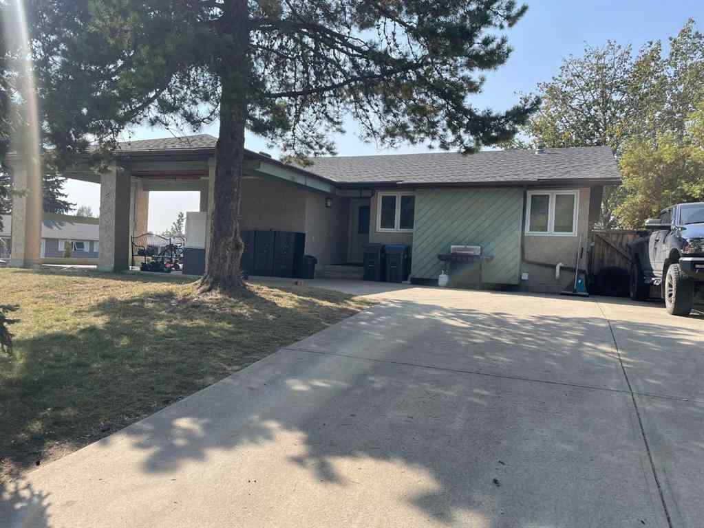 MLS® A2255155 - 2 Garden Court  in Lakeview Heights Sylvan Lake, Residential