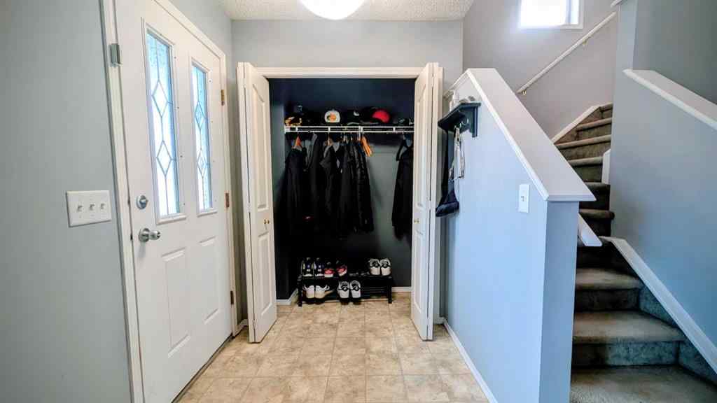 MLS® A2255156 - 226 Erin Circle SE in Erin Woods Calgary, Residential