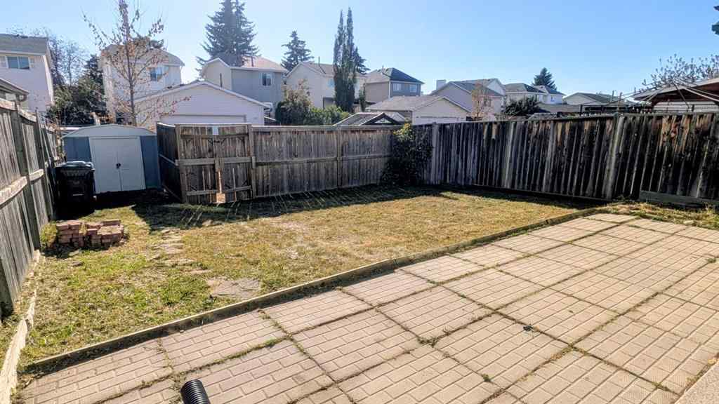 MLS® A2255156 - 226 Erin Circle SE in Erin Woods Calgary, Residential