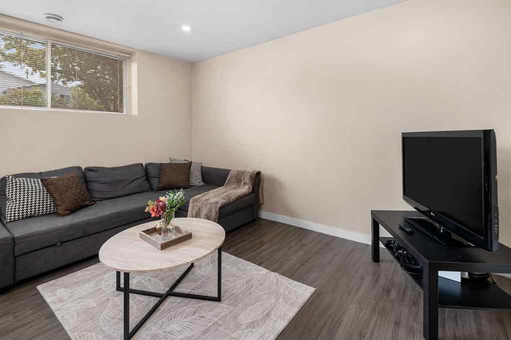 MLS® A2255159 - 212 Woodbine Boulevard SW in Woodbine Calgary, Residential