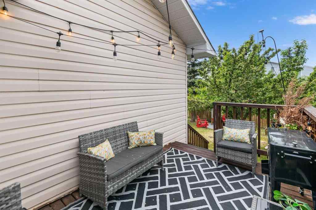 MLS® A2255159 - 212 Woodbine Boulevard SW in Woodbine Calgary, Residential
