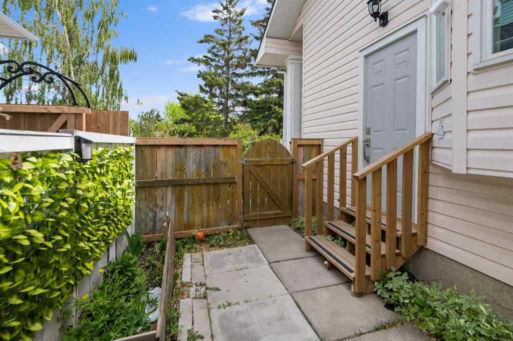 MLS® A2255159 - 212 Woodbine Boulevard SW in Woodbine Calgary, Residential