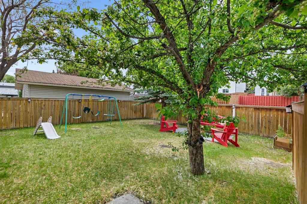 MLS® A2255159 - 212 Woodbine Boulevard SW in Woodbine Calgary, Residential