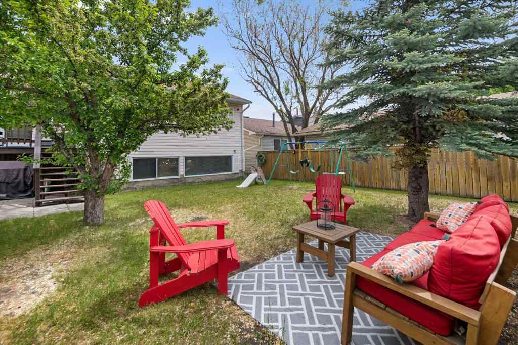 MLS® A2255159 - 212 Woodbine Boulevard SW in Woodbine Calgary, Residential