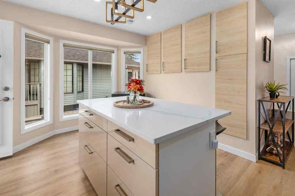 MLS® A2255159 - 212 Woodbine Boulevard SW in Woodbine Calgary, Residential