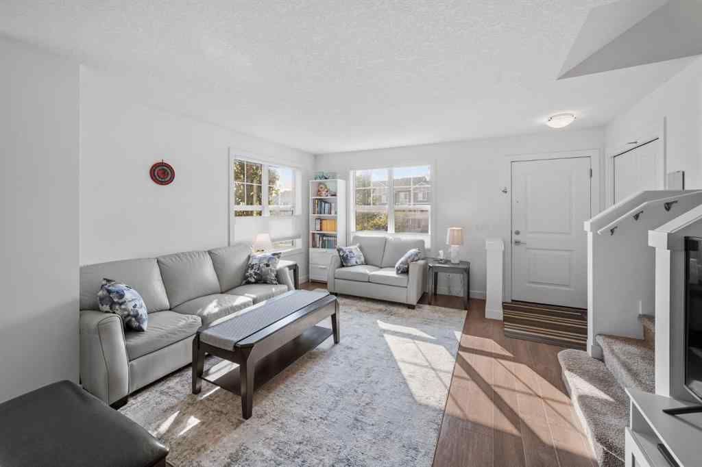 MLS® A2255163 - 139 Evanscrest Gardens NW in Evanston Calgary, Residential