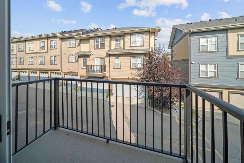 MLS® A2255163 - 139 Evanscrest Gardens NW in Evanston Calgary, Residential