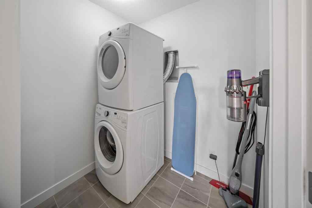 MLS® A2255163 - 139 Evanscrest Gardens NW in Evanston Calgary, Residential