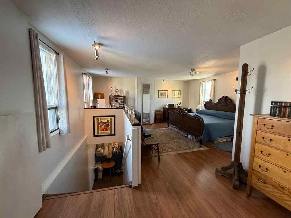 MLS® A2255165 - 5012 51 Avenue   in Central Ponoka Ponoka, Commercial