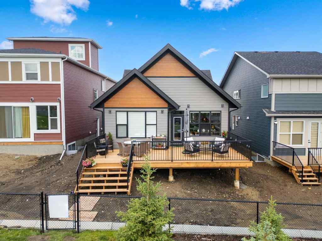 MLS® A2255166 - 218 Mitchell Heath NW in Glacier Ridge Calgary, Residential
