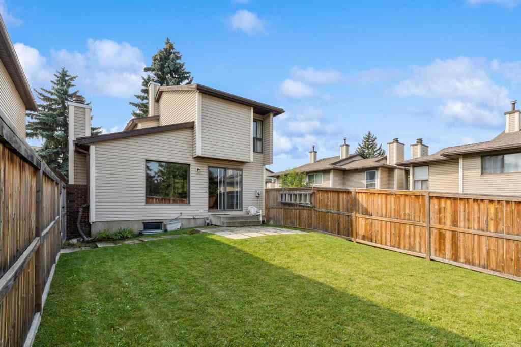MLS® A2255171 - Unit #39 11333 30 Street SW in Cedarbrae Calgary, Residential